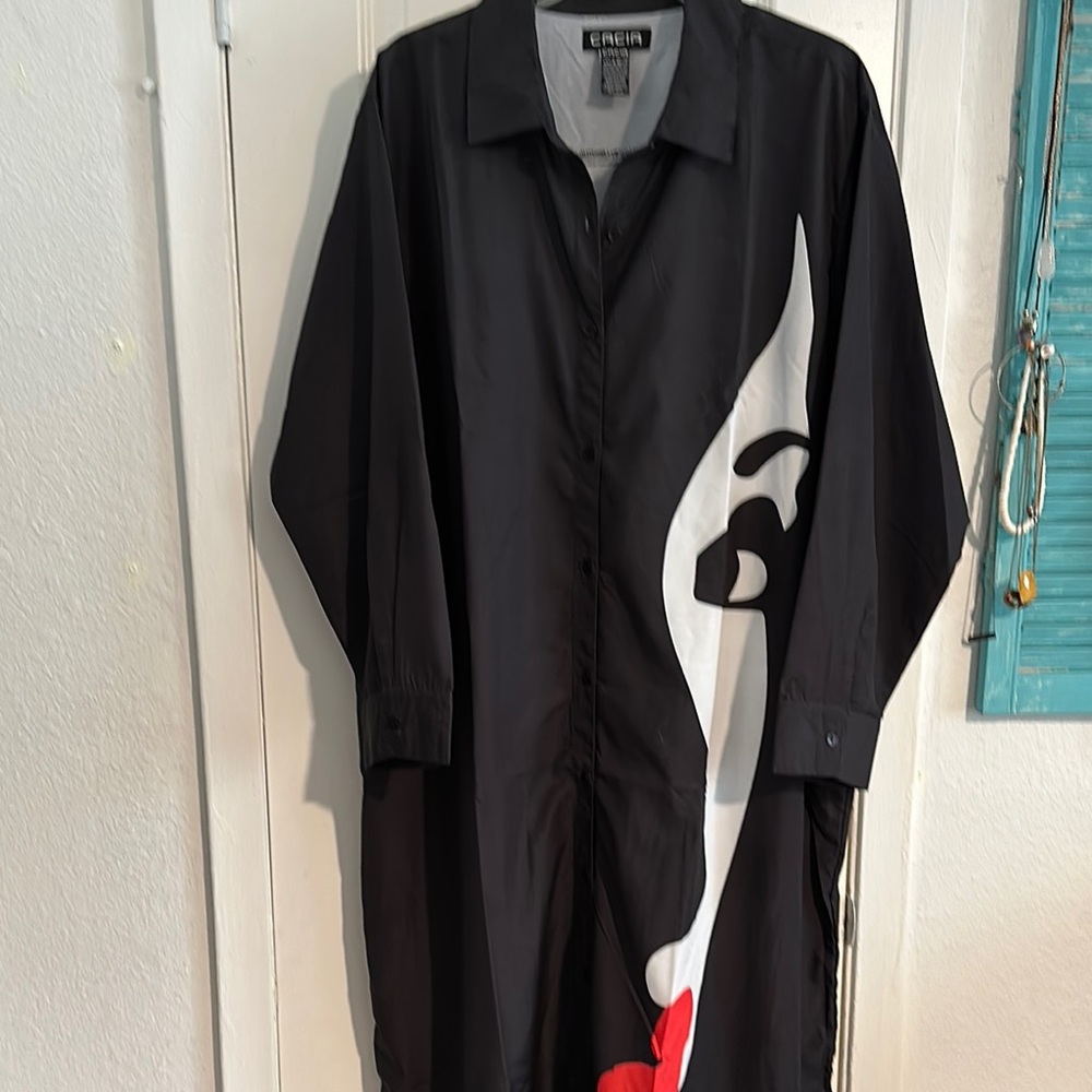 Black and White Casual Button Down Dress with Graphic Design NWT